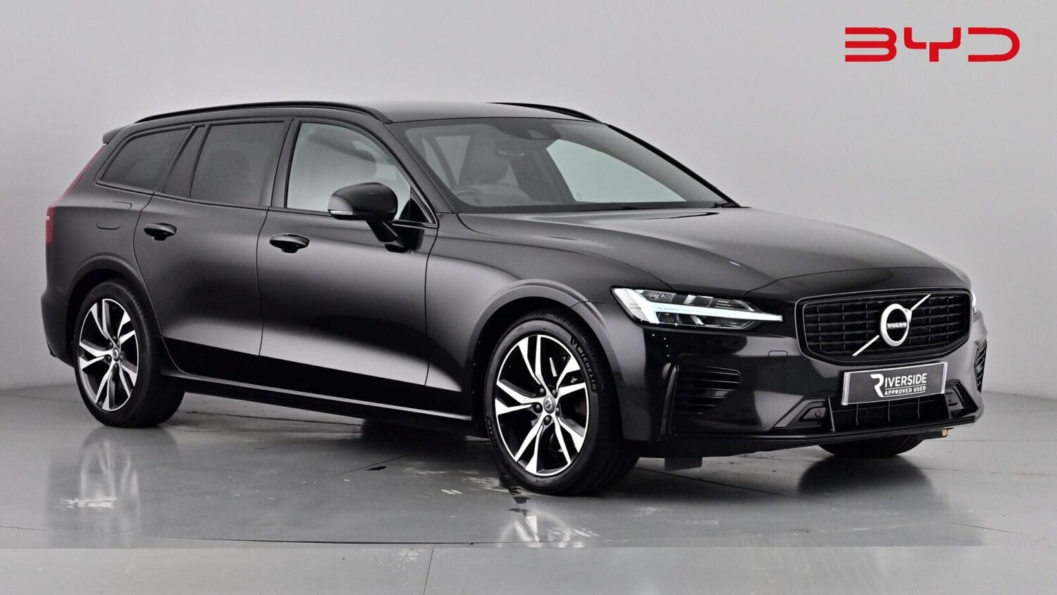 Used Volvo V60 2020 for sale - 76552272: Photo 1