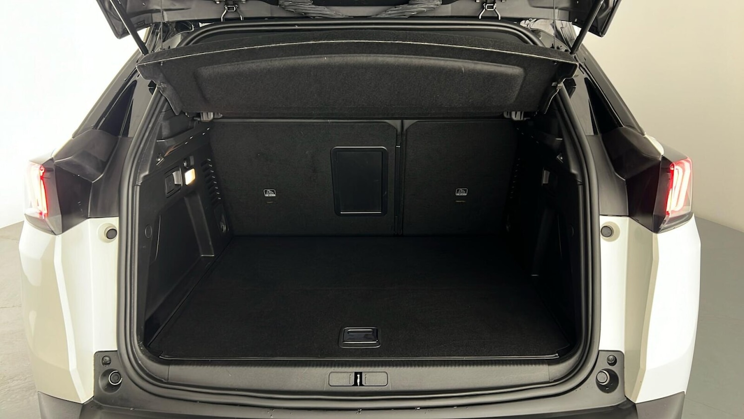 Used Peugeot 3008 2022 for sale - 76796405: Photo 13