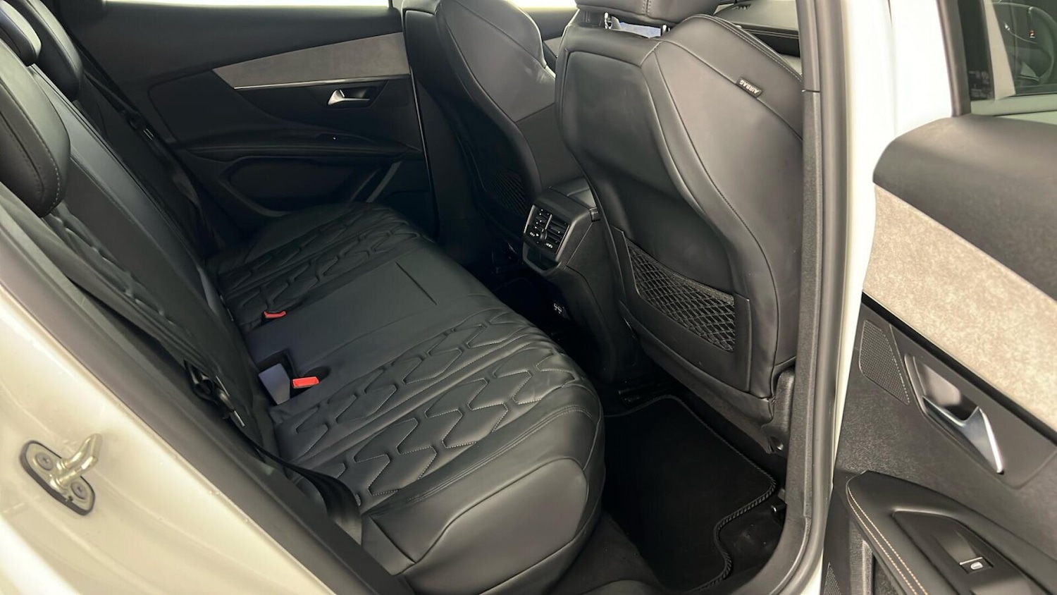 Used Peugeot 3008 2022 for sale - 76796405: Photo 14