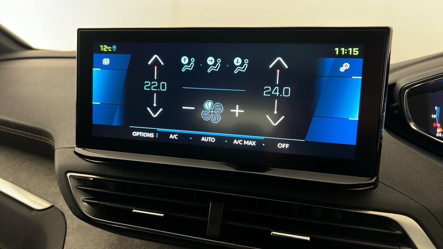 Used Peugeot 3008 2022 for sale - 76796405: Photo 21