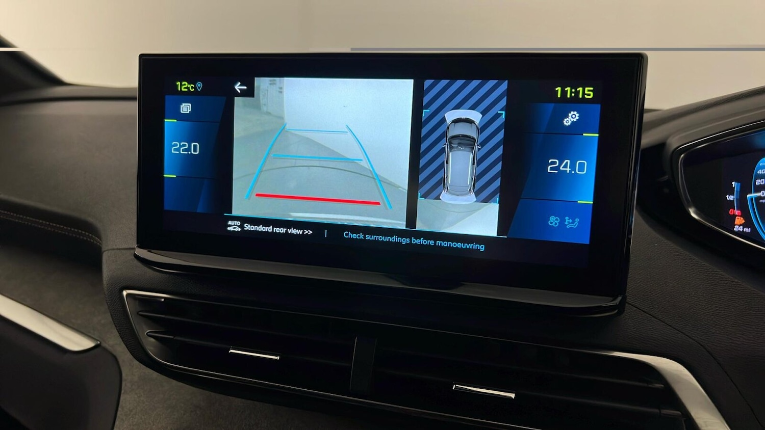 Used Peugeot 3008 2022 for sale - 76796405: Photo 23