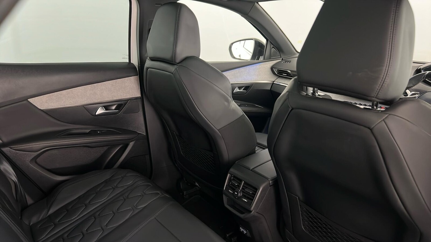 Used Peugeot 3008 2022 for sale - 76796405: Photo 31