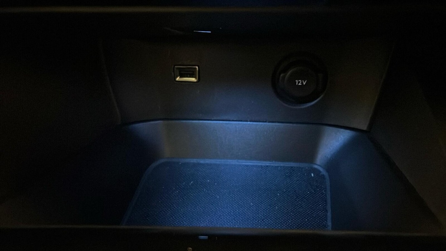 Used Peugeot 3008 2022 for sale - 76796405: Photo 44