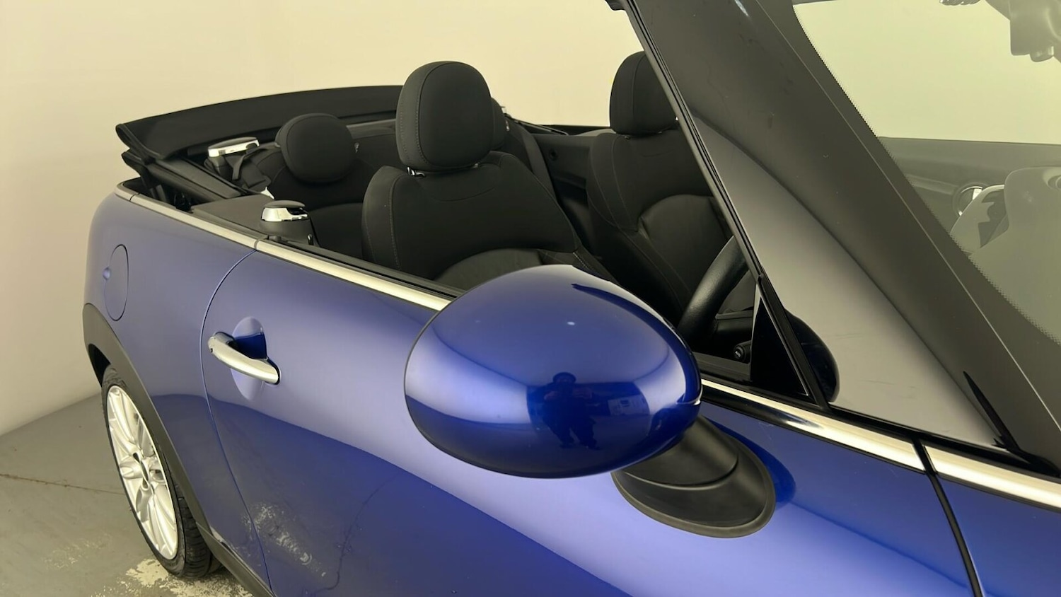 Used MINI Convertible 2018 for sale - 77256370: Photo 26