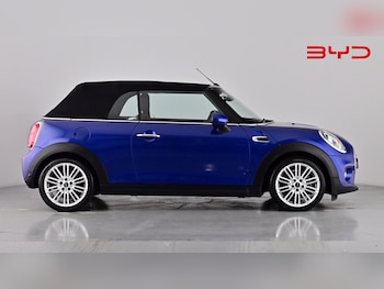 Used MINI Convertible 2018 for sale - 77256370: Photo