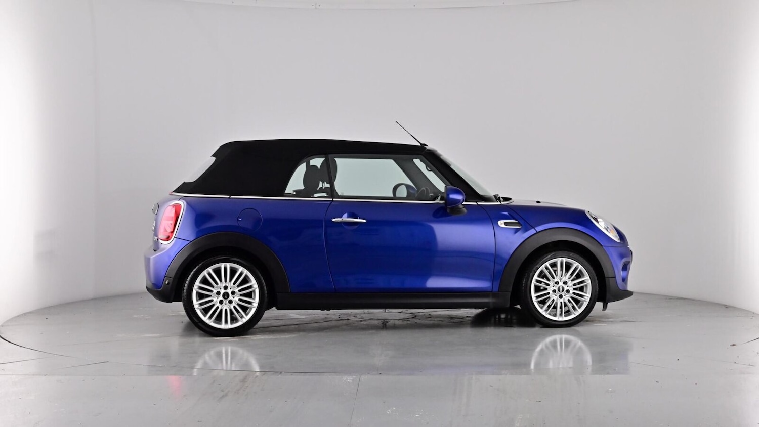Used MINI Convertible 2018 for sale - 77256370: Photo 66