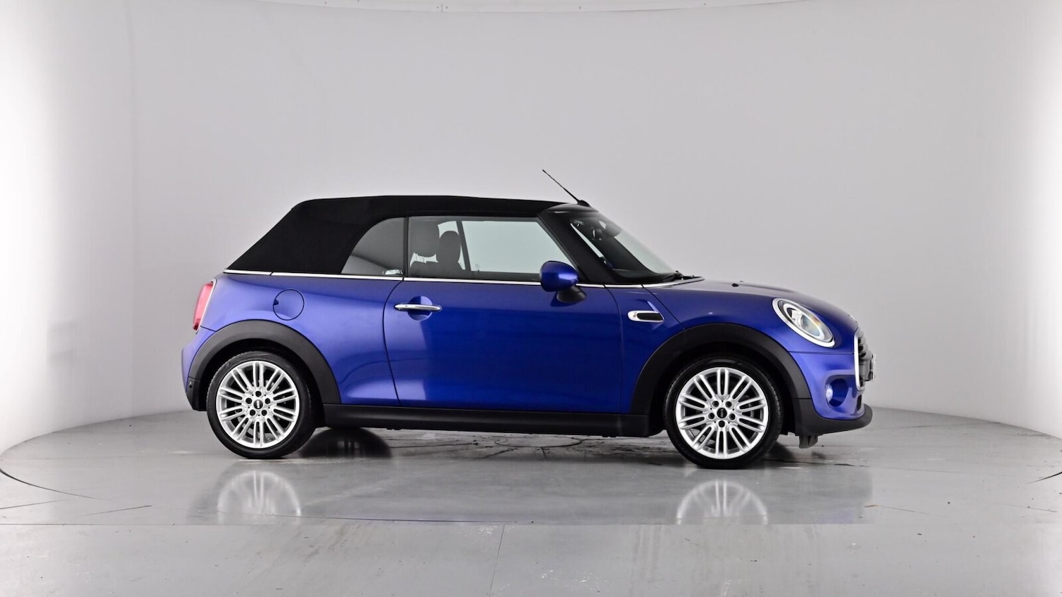 Used MINI Convertible 2018 for sale - 77256370: Photo 68