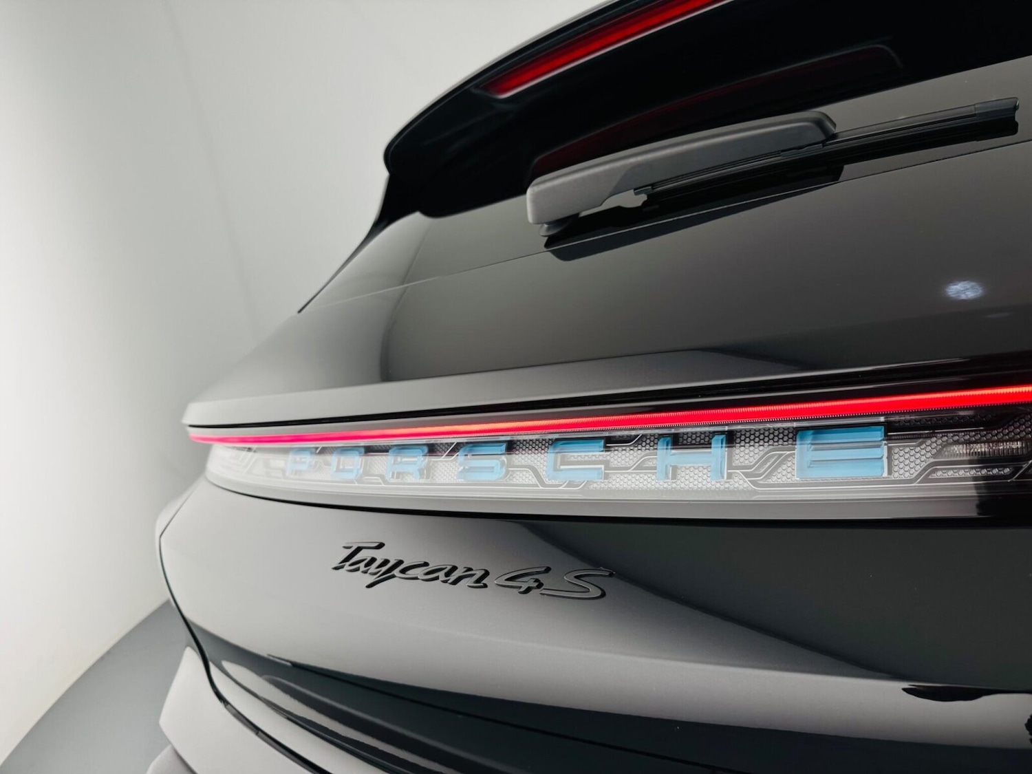 Used Porsche Taycan 2022 for sale - 76804071: Photo 21