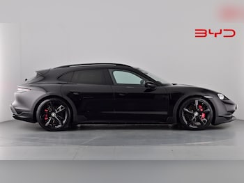 Used Porsche Taycan 2022 for sale - 76804071: Photo