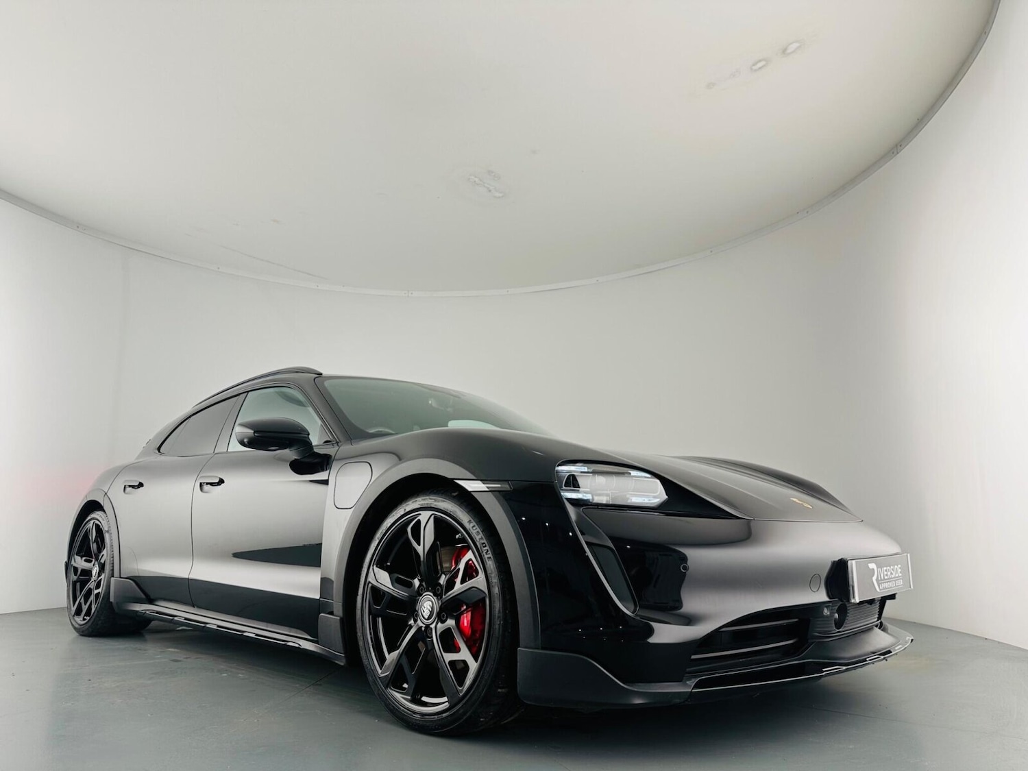 Used Porsche Taycan 2022 for sale - 76804071: Photo 6