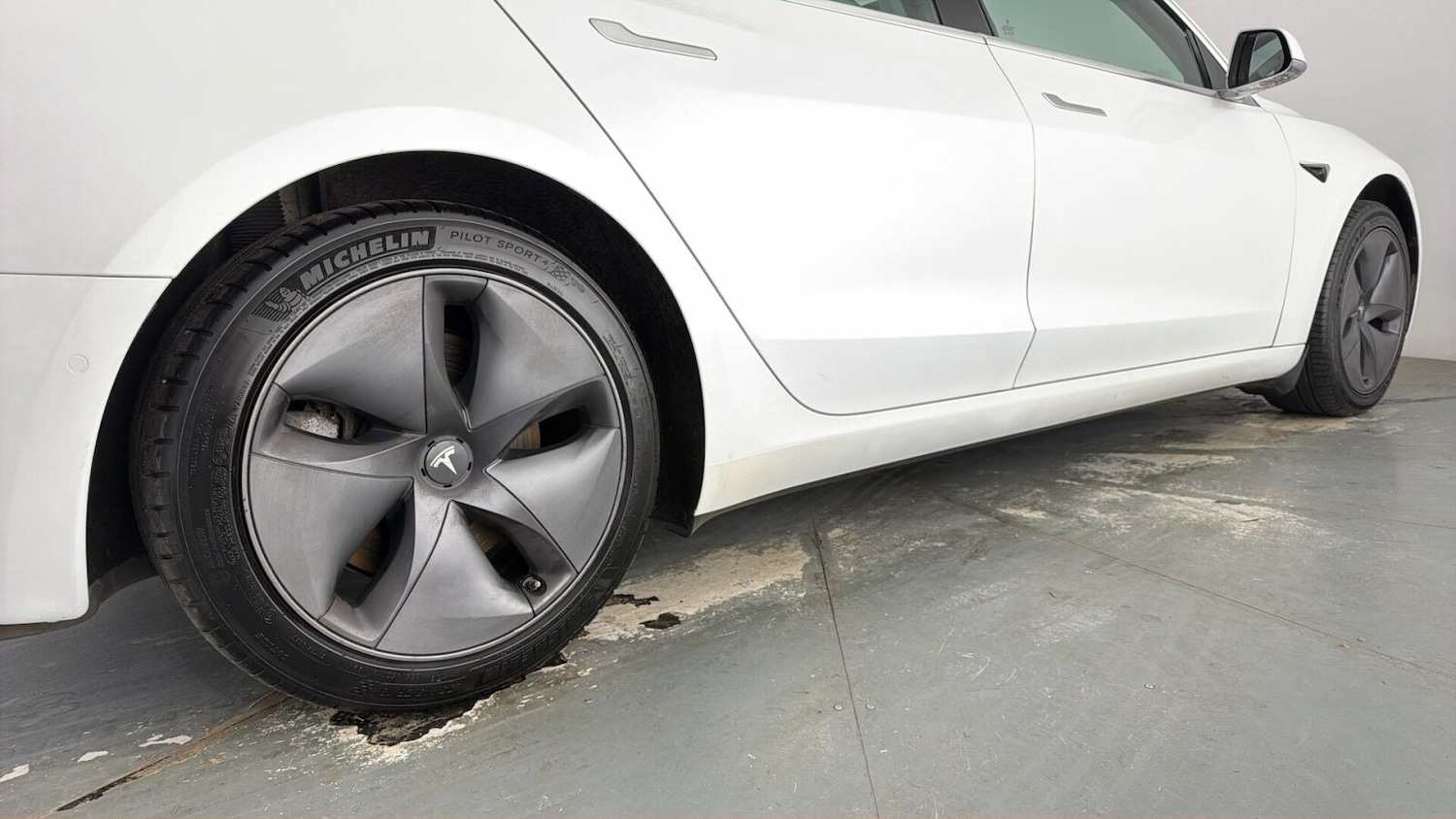 Used Tesla Model 3 2020 for sale - 77885377: Photo 23