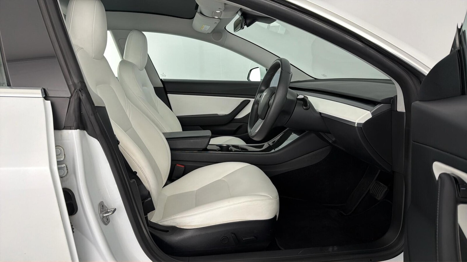 Used Tesla Model 3 2020 for sale - 77885377: Photo 8