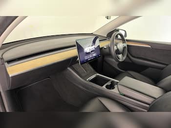 Used Tesla Model Y 2023 for sale - 79840632: Photo