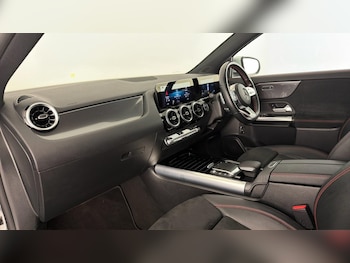 Used Mercedes-Benz GLA 2021 for sale - 79202916: Photo