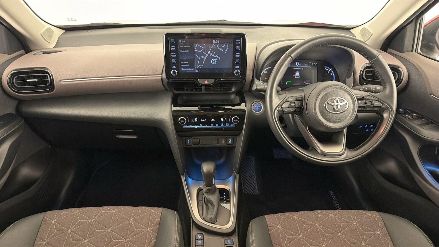 Used Toyota Yaris Cross 2023 for sale - 77461772: Photo 10