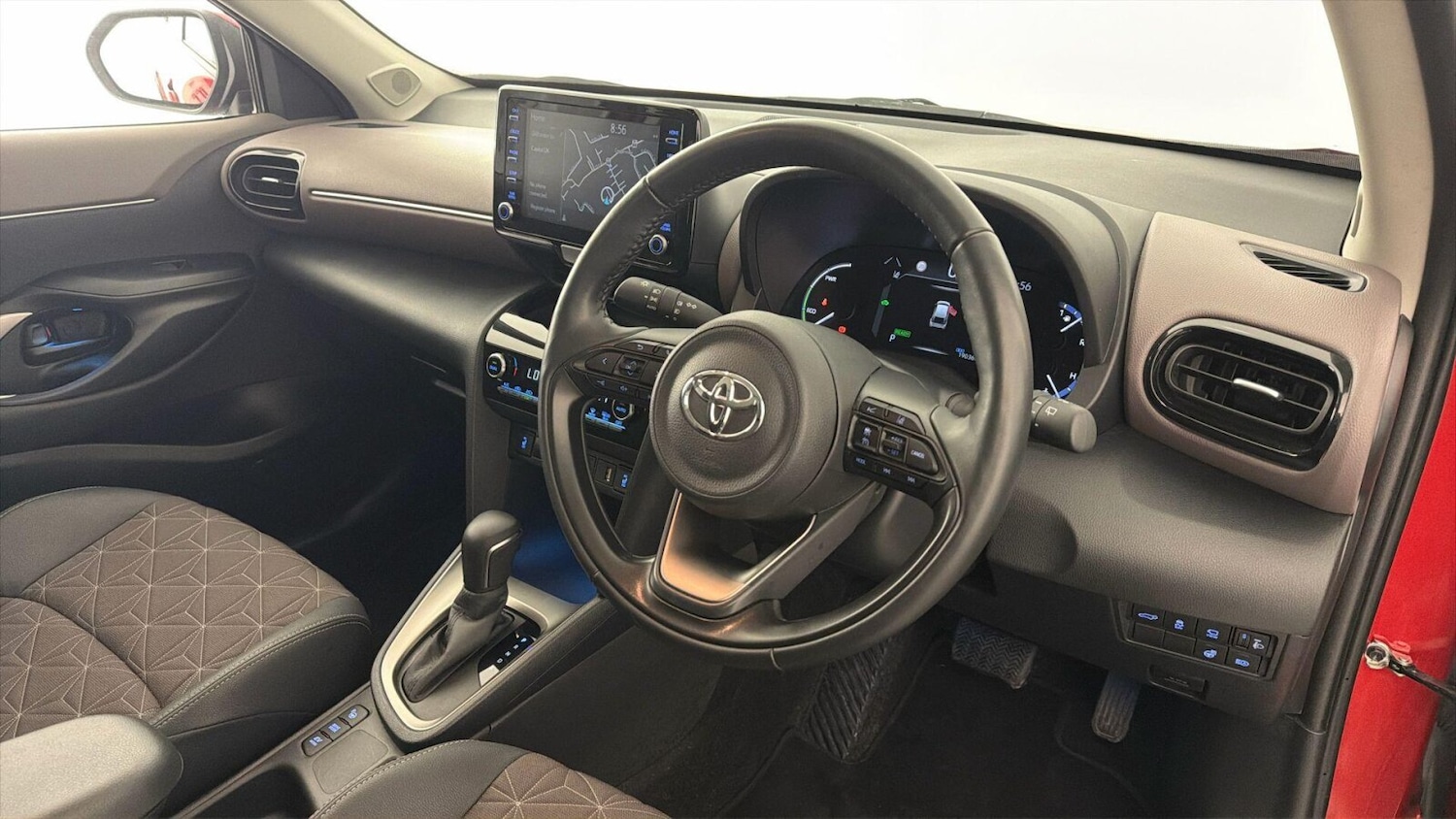 Used Toyota Yaris Cross 2023 for sale - 77461772: Photo 12