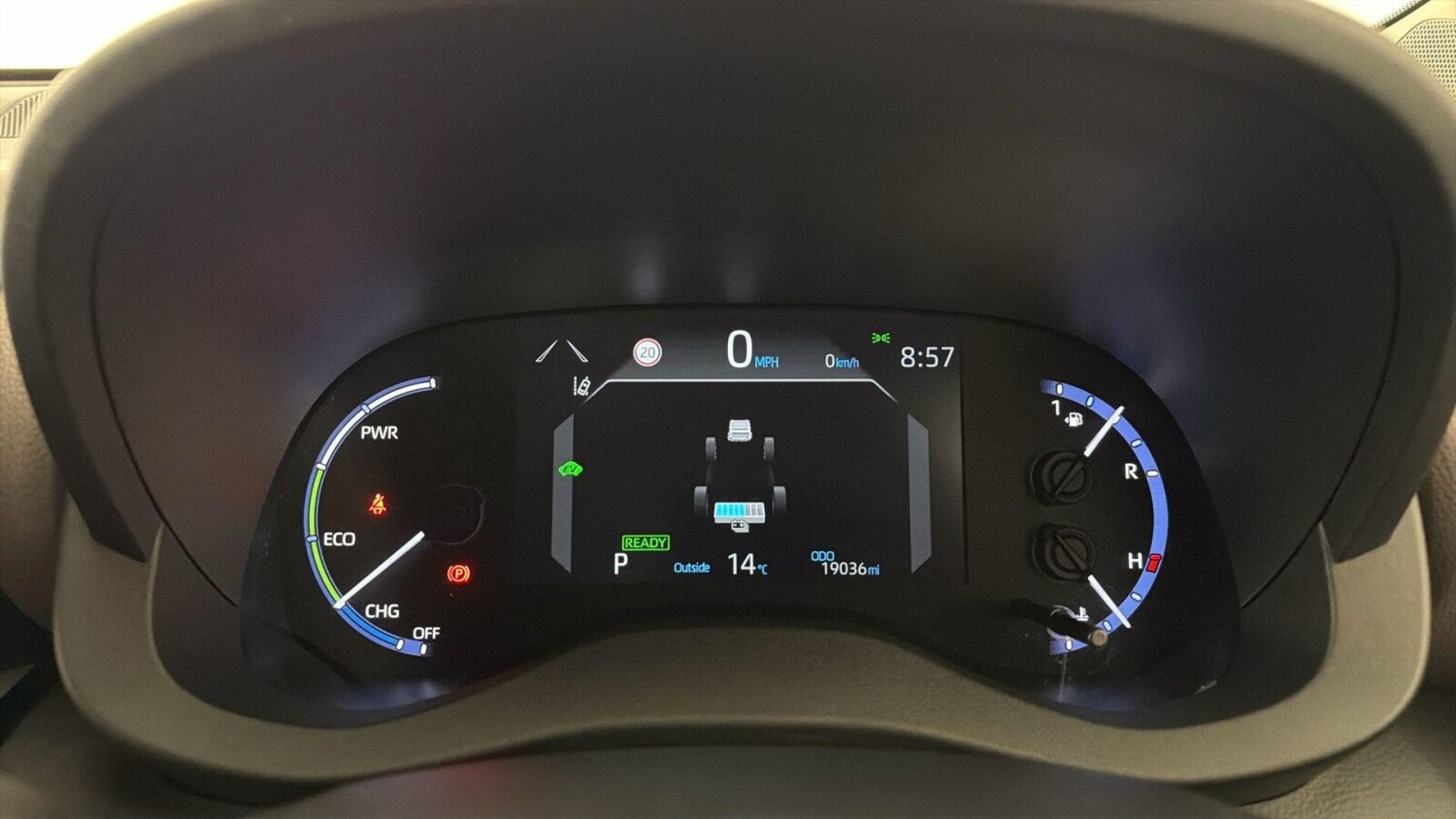 Used Toyota Yaris Cross 2023 for sale - 77461772: Photo 14