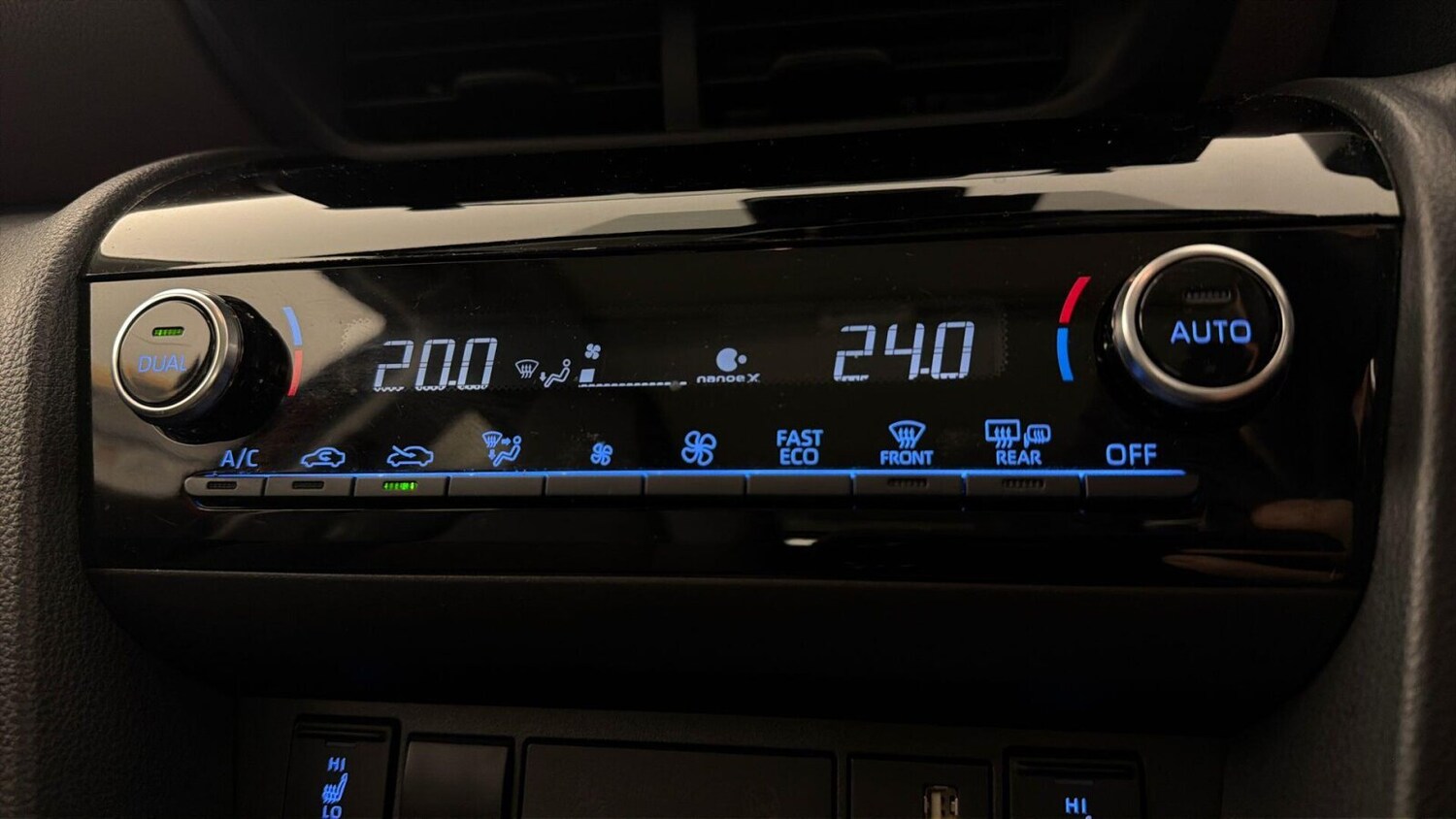 Used Toyota Yaris Cross 2023 for sale - 77461772: Photo 15