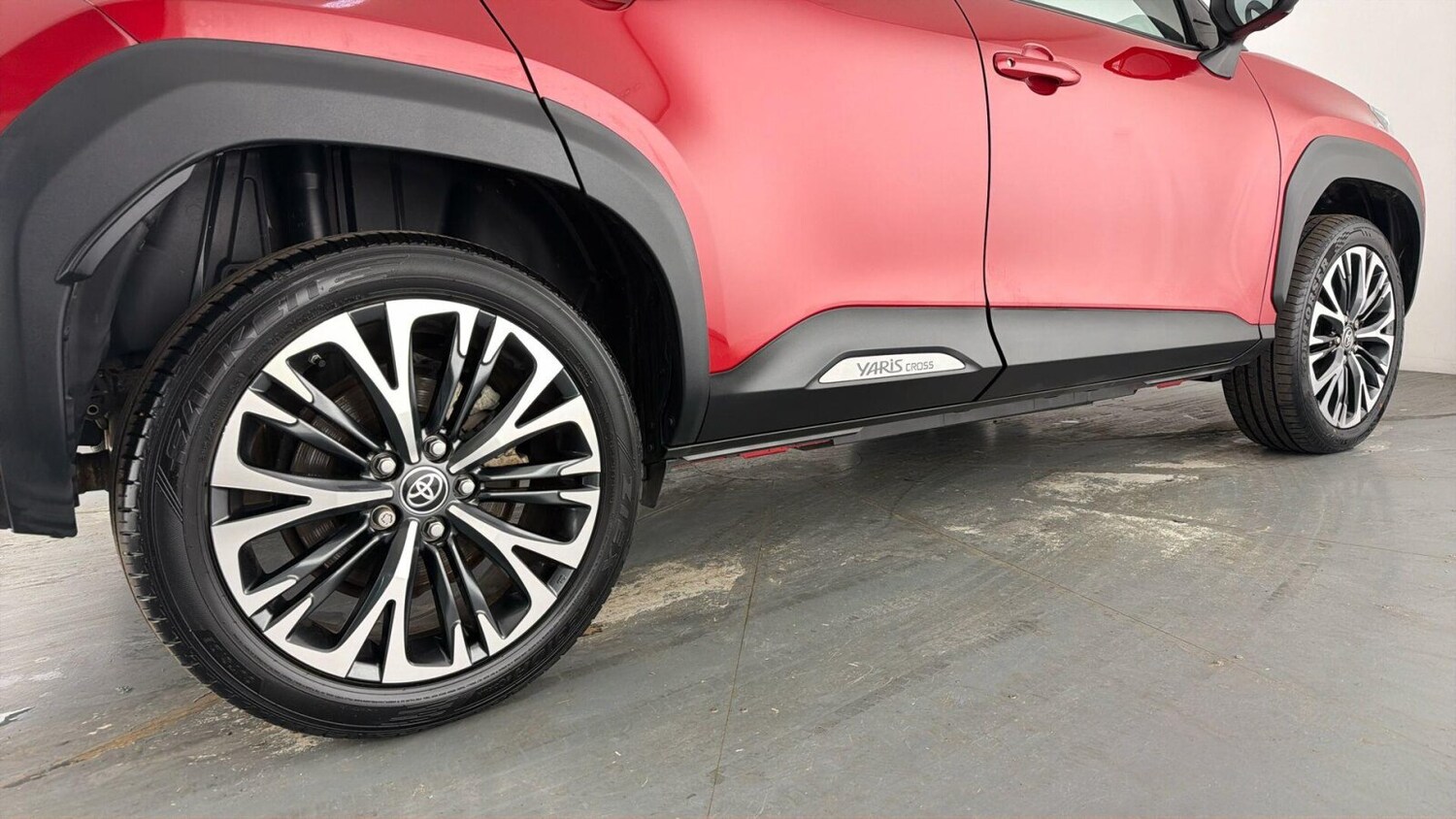 Used Toyota Yaris Cross 2023 for sale - 77461772: Photo 28