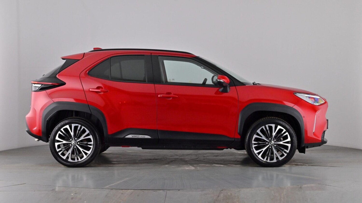 Used Toyota Yaris Cross 2023 for sale - 77461772: Photo 43