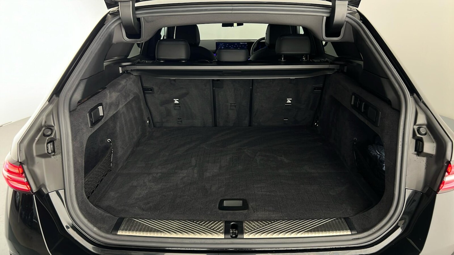 Used BMW i5 2024 for sale - 77818901: Photo 18