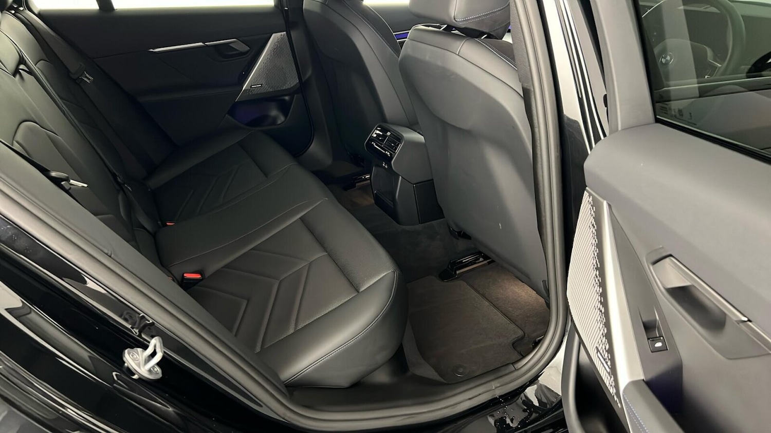 Used BMW i5 2024 for sale - 77818901: Photo 19