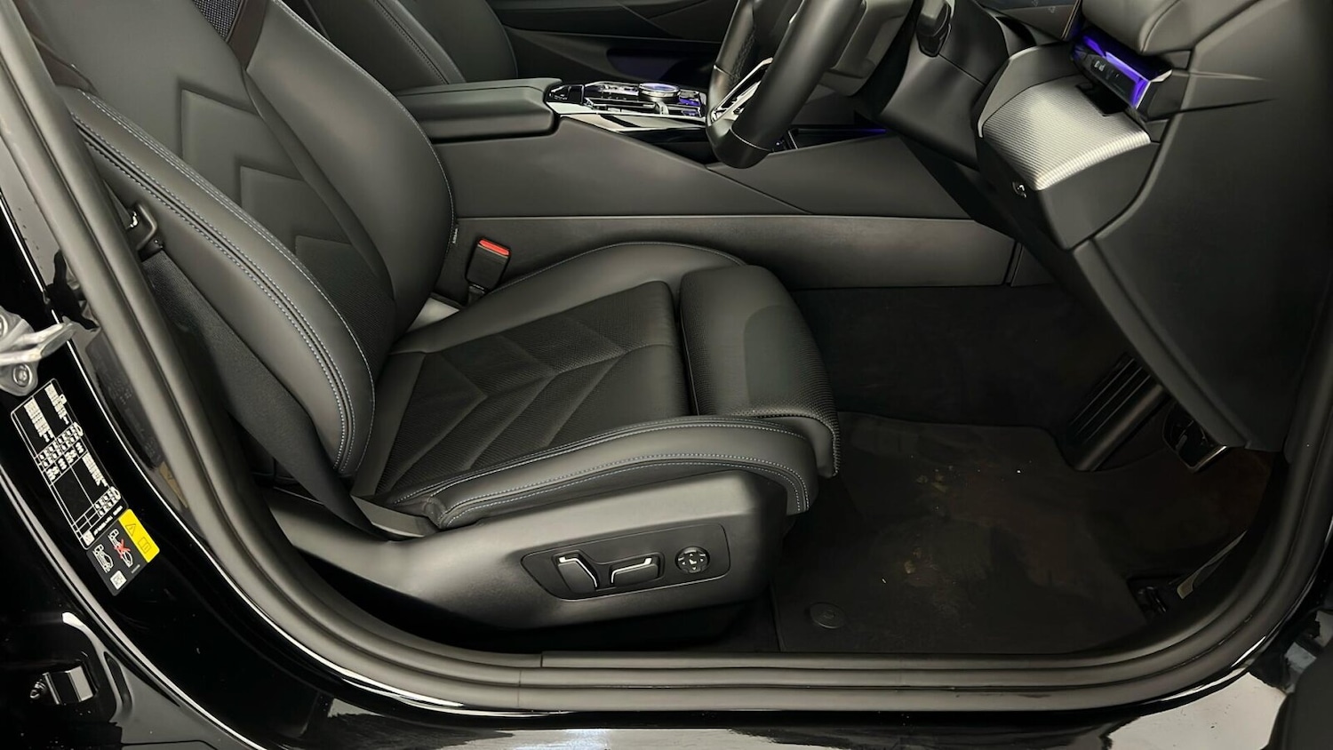 Used BMW i5 2024 for sale - 77818901: Photo 37