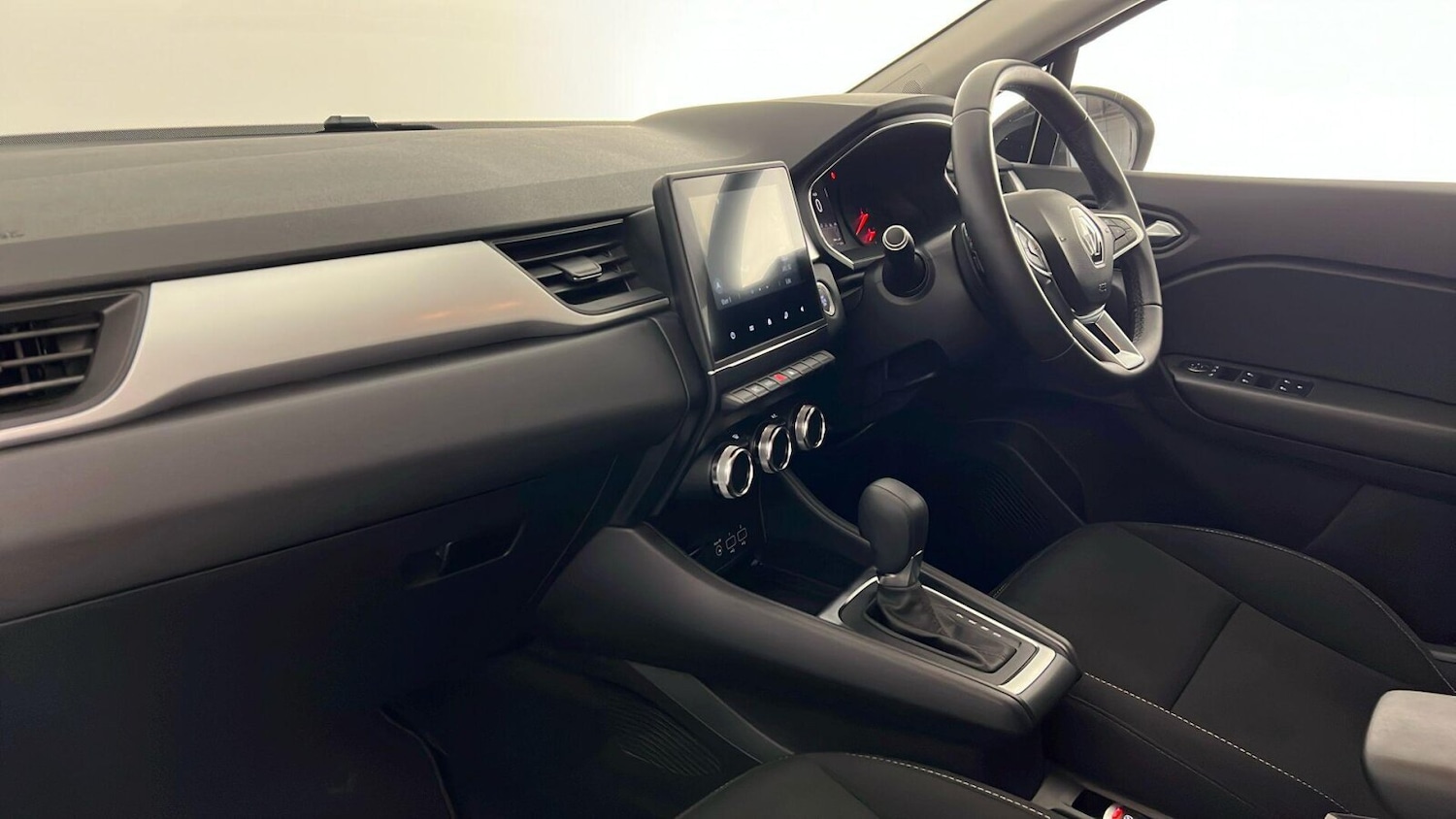 Used Renault Captur 2021 for sale - 76907968: Photo 17