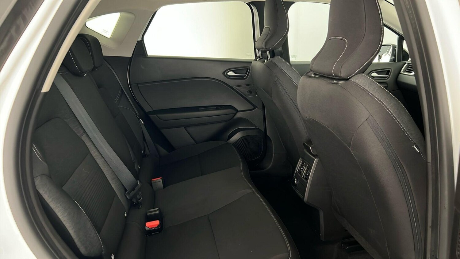 Used Renault Captur 2021 for sale - 76907968: Photo 28