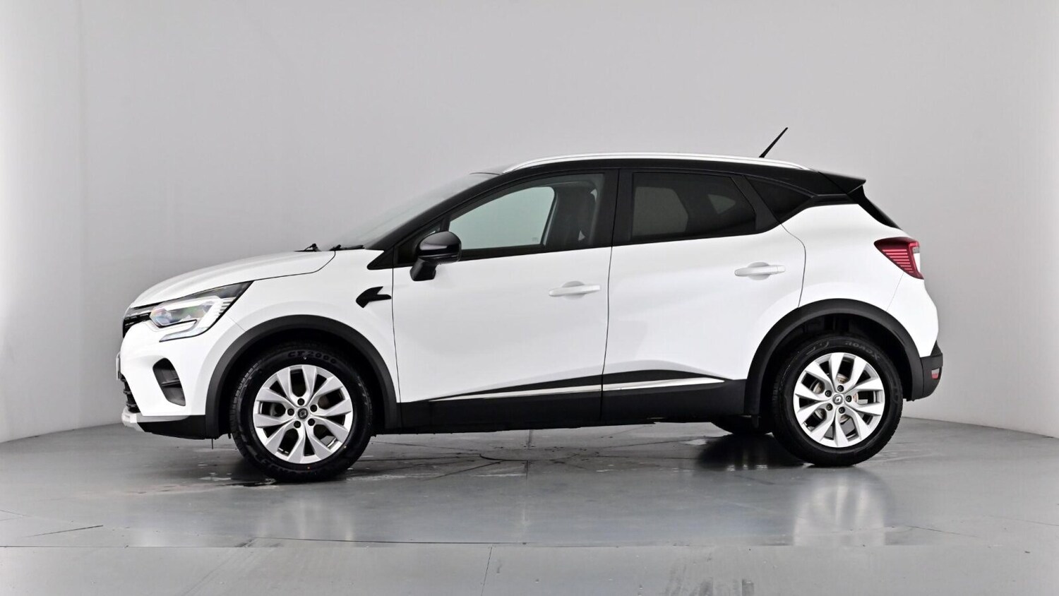 Used Renault Captur 2021 for sale - 76907968: Photo 52