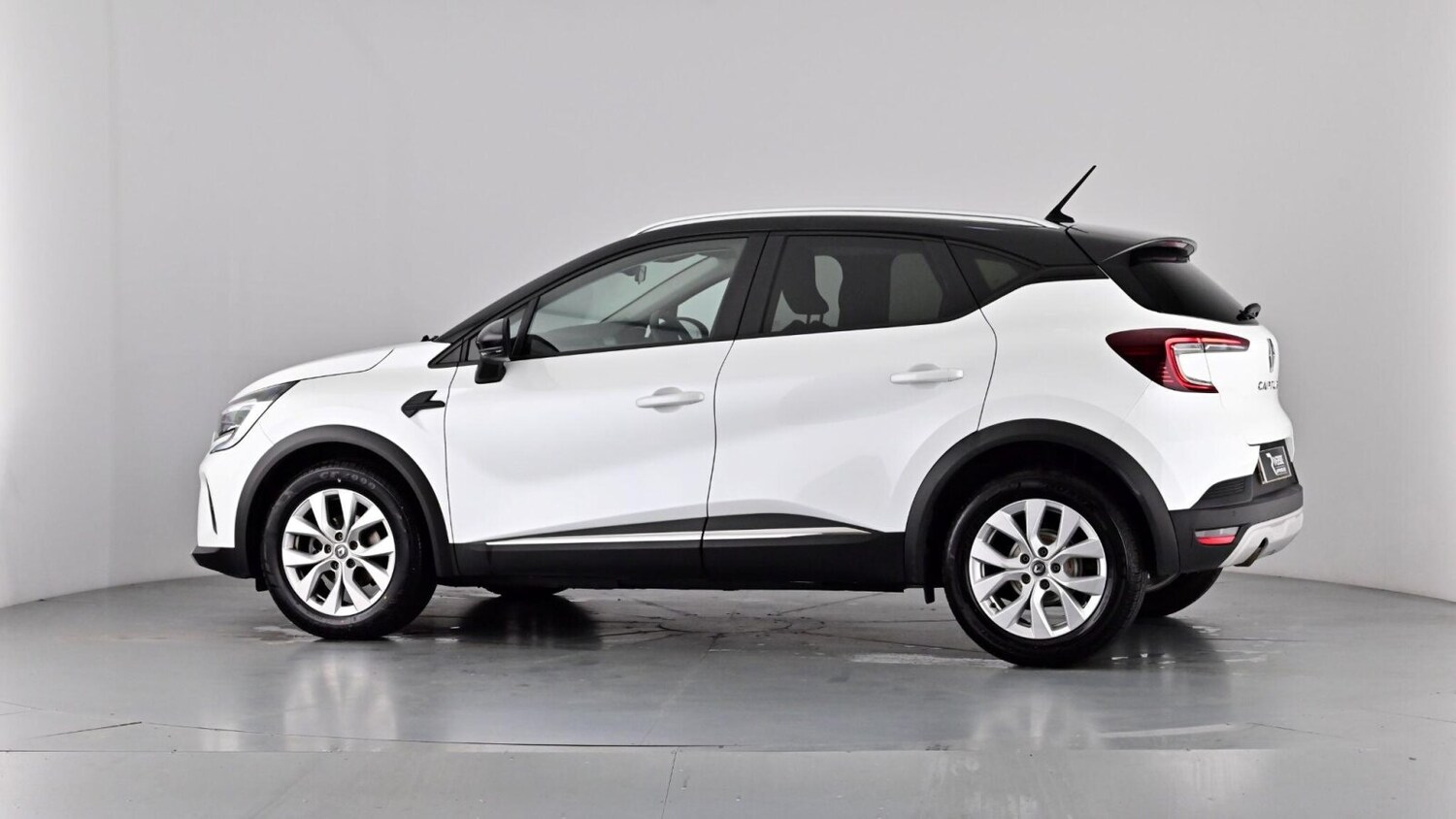 Used Renault Captur 2021 for sale - 76907968: Photo 55