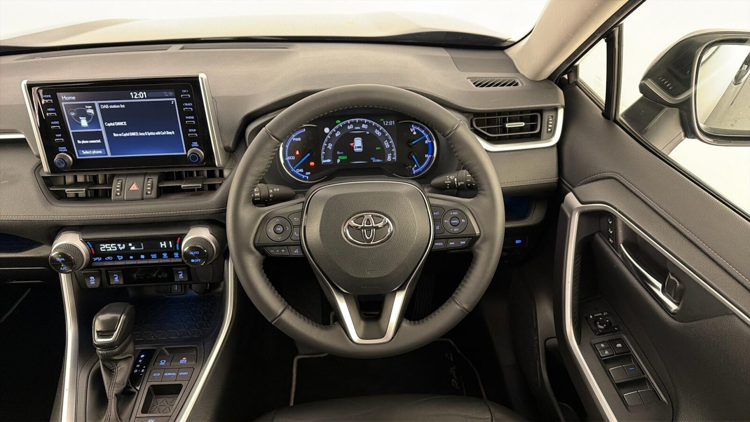 Used Toyota RAV4 2021 for sale - 77560633: Photo 11