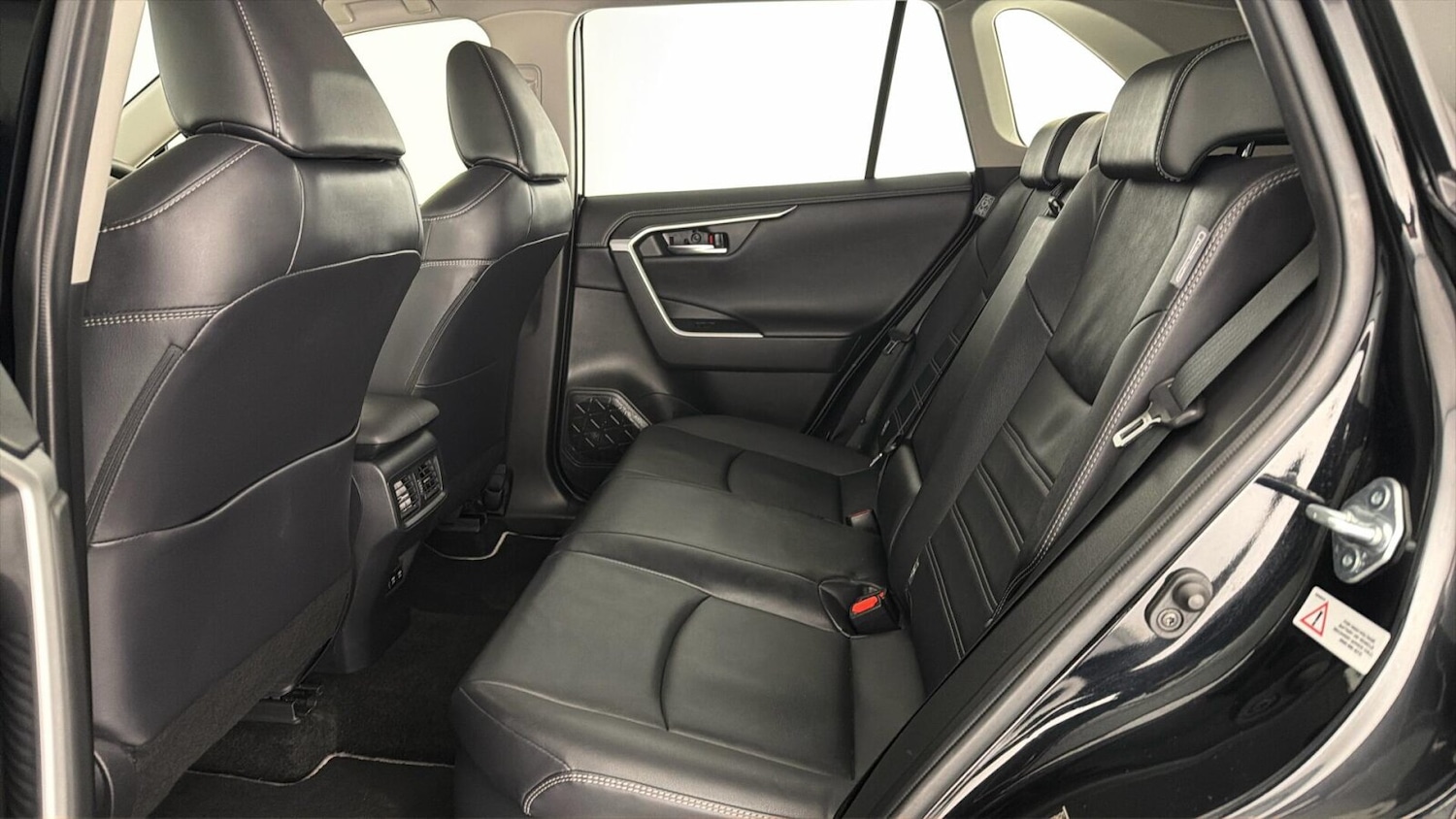 Used Toyota RAV4 2021 for sale - 77560633: Photo 12