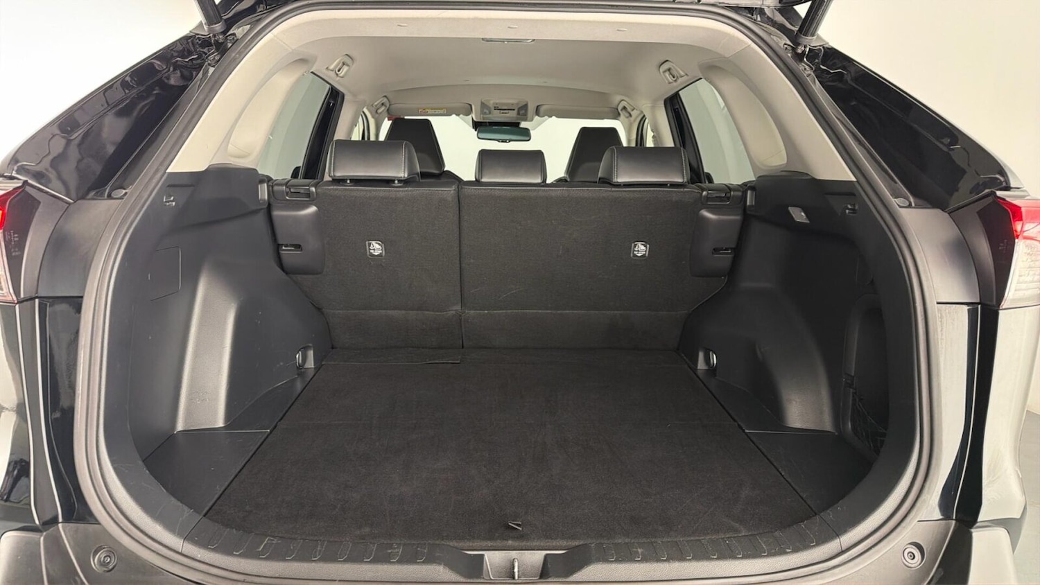 Used Toyota RAV4 2021 for sale - 77560633: Photo 13