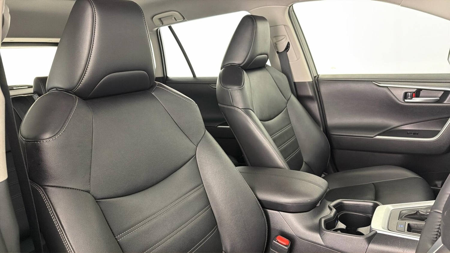 Used Toyota RAV4 2021 for sale - 77560633: Photo 33