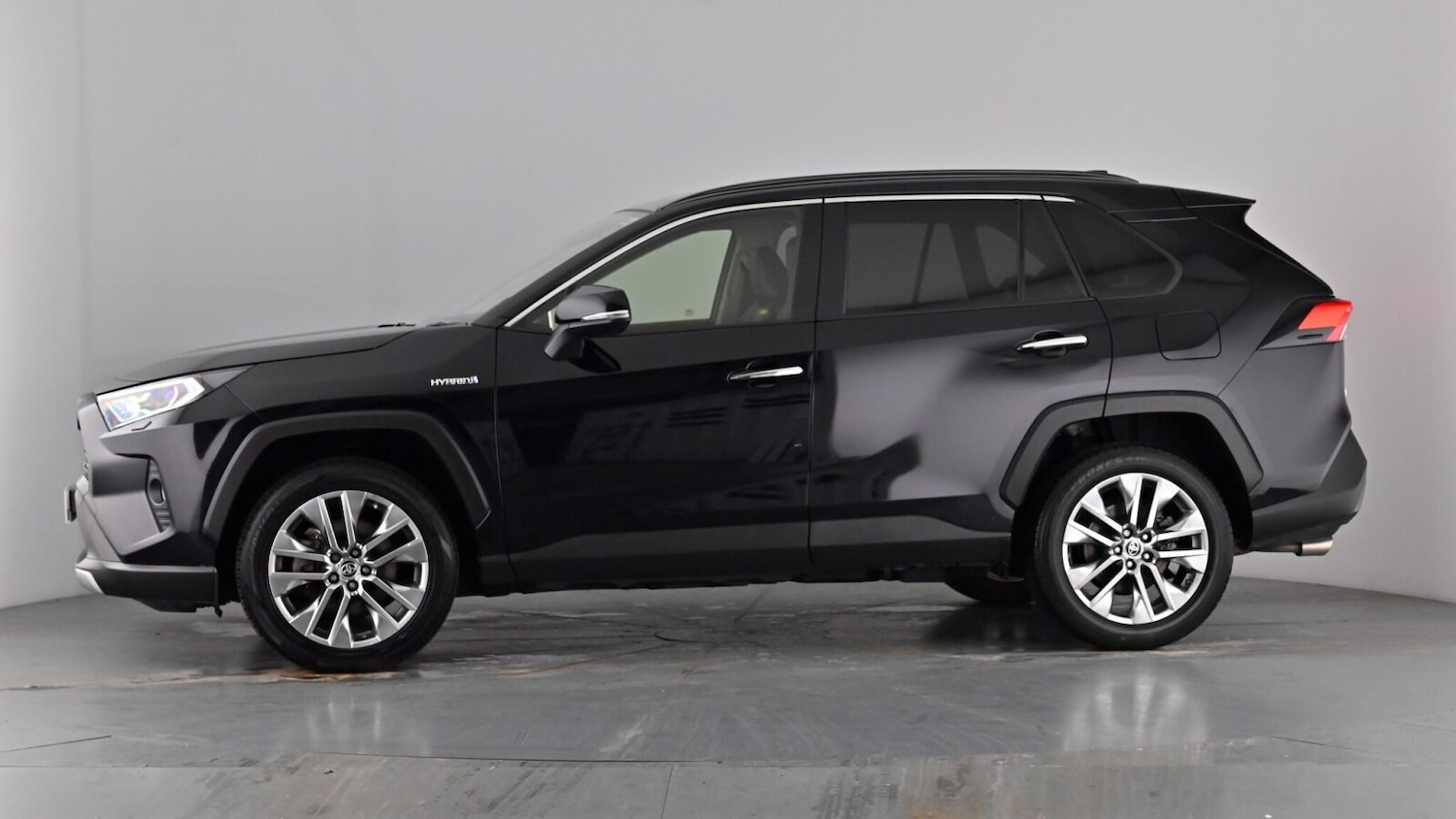 Used Toyota RAV4 2021 for sale - 77560633: Photo 54