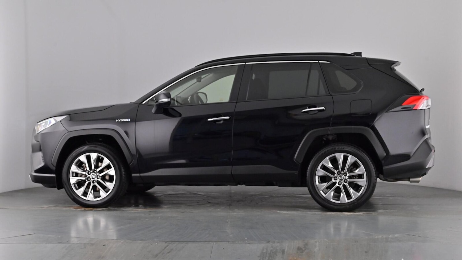 Used Toyota RAV4 2021 for sale - 77560633: Photo 56