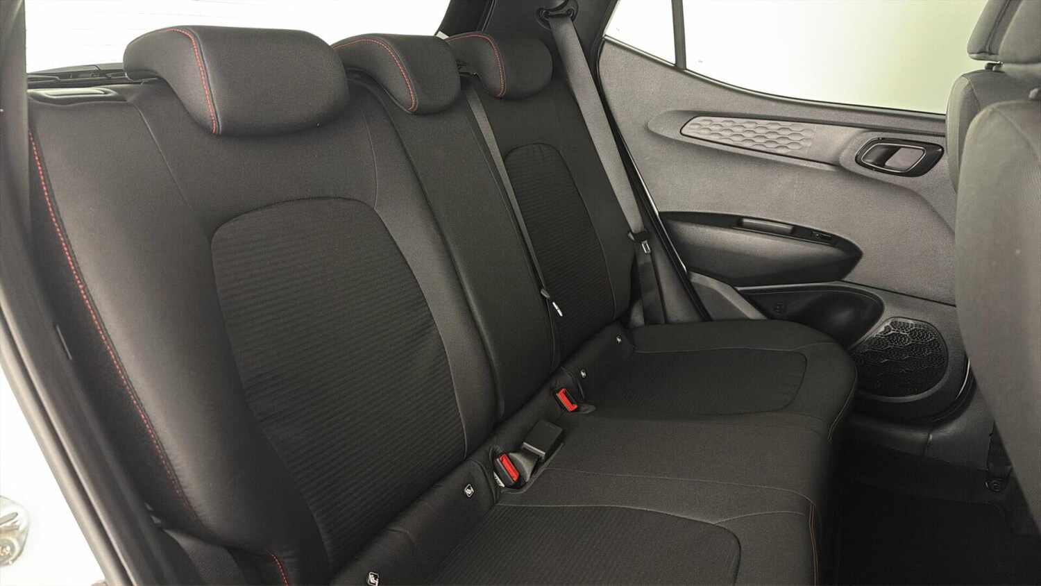 Used Hyundai i10 2021 for sale - 78000333: Photo 33