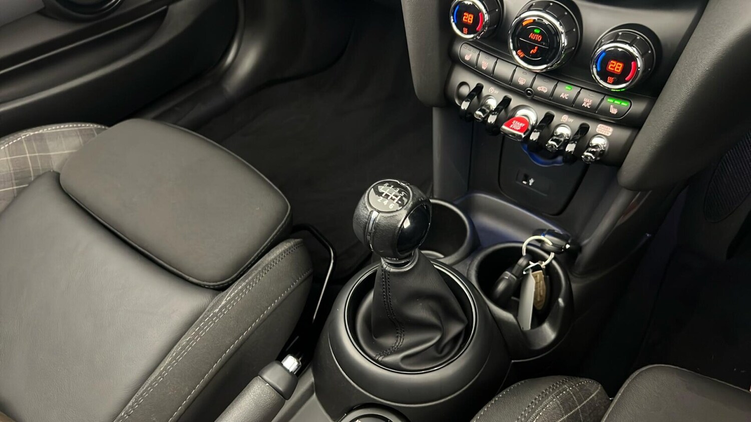 Used MINI Convertible 2018 for sale - 76161411: Photo 20