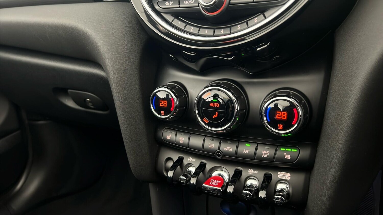 Used MINI Convertible 2018 for sale - 76161411: Photo 21