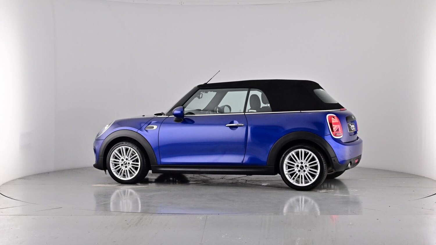 Used MINI Convertible 2018 for sale - 76161411: Photo 51