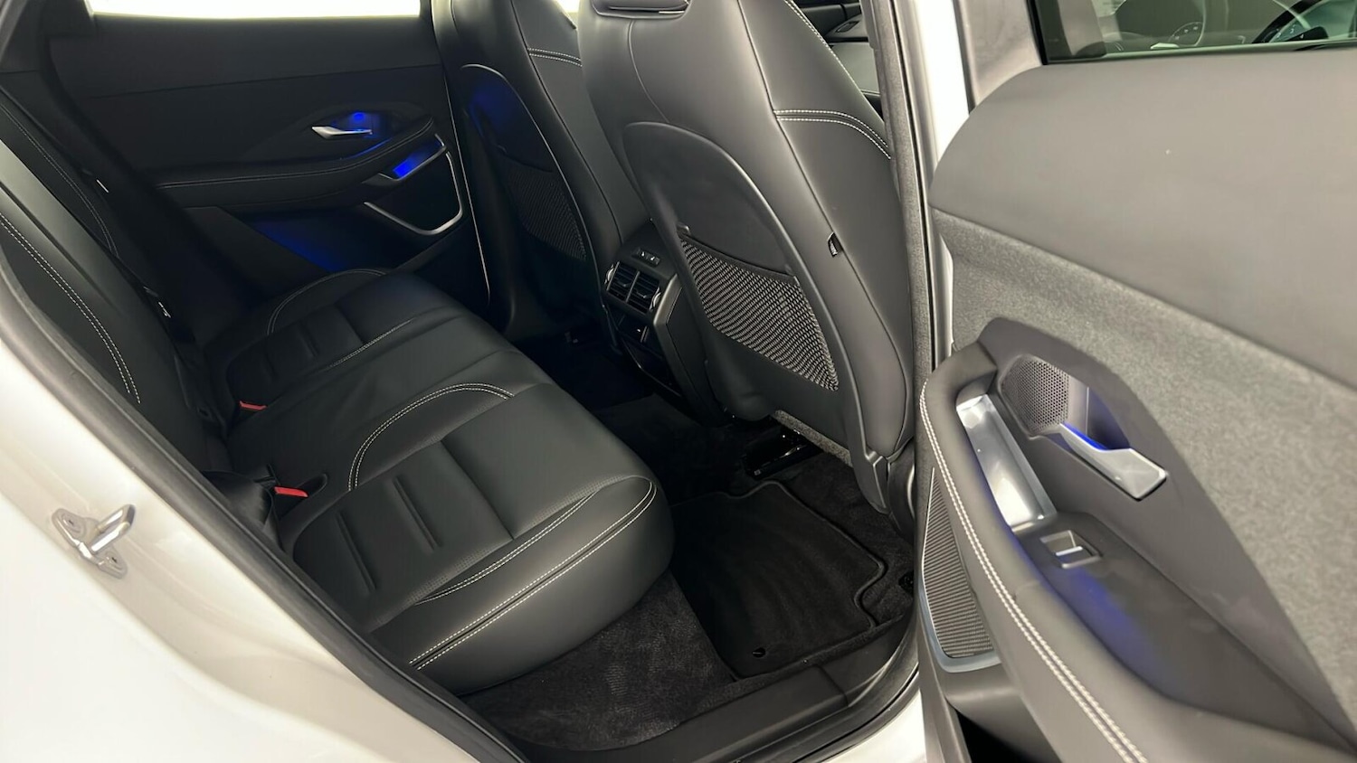 Used Jaguar E-Pace 2024 for sale - 76647949: Photo 23