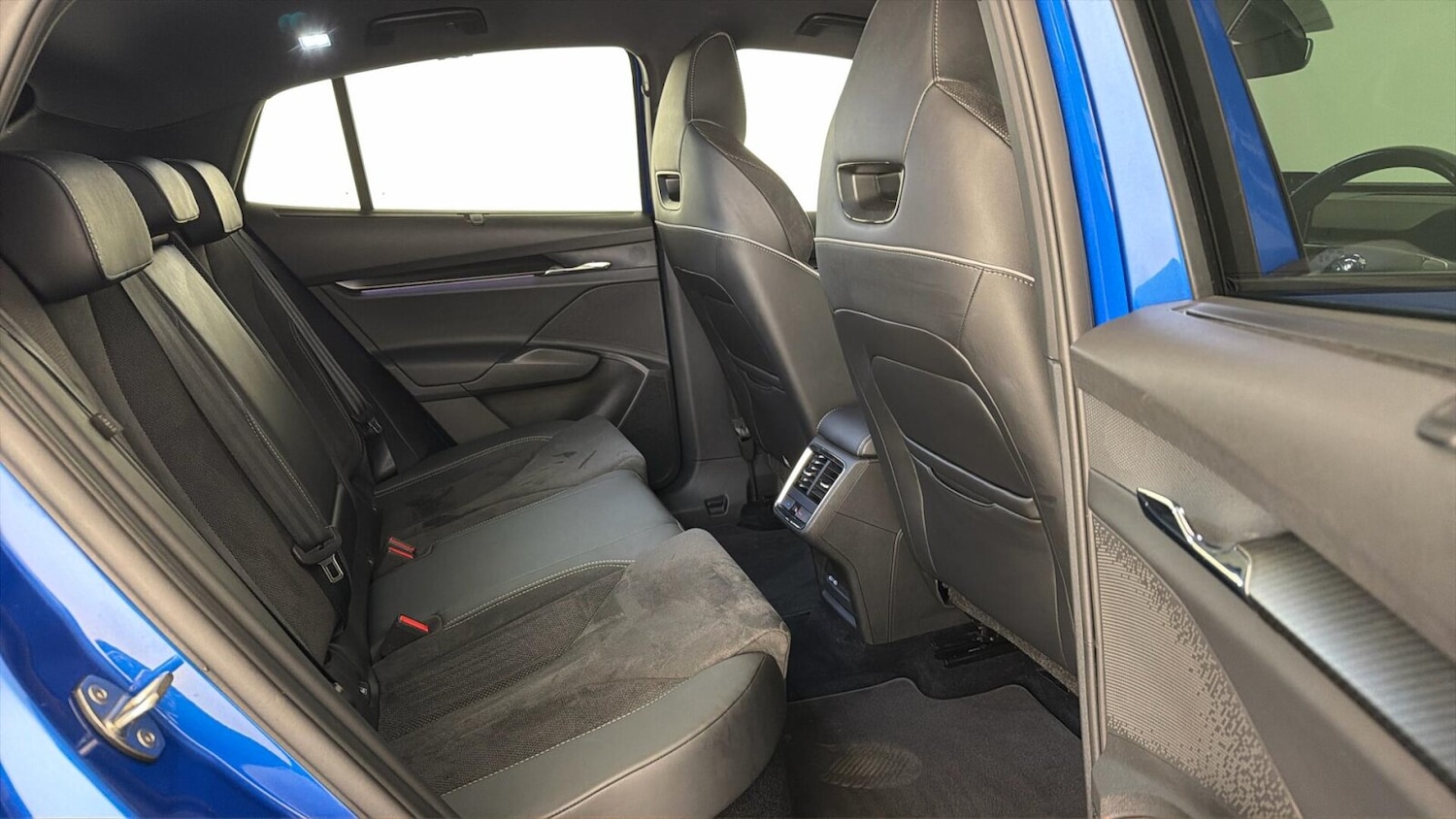 Used Skoda Enyaq 2023 for sale - 77326330: Photo 14