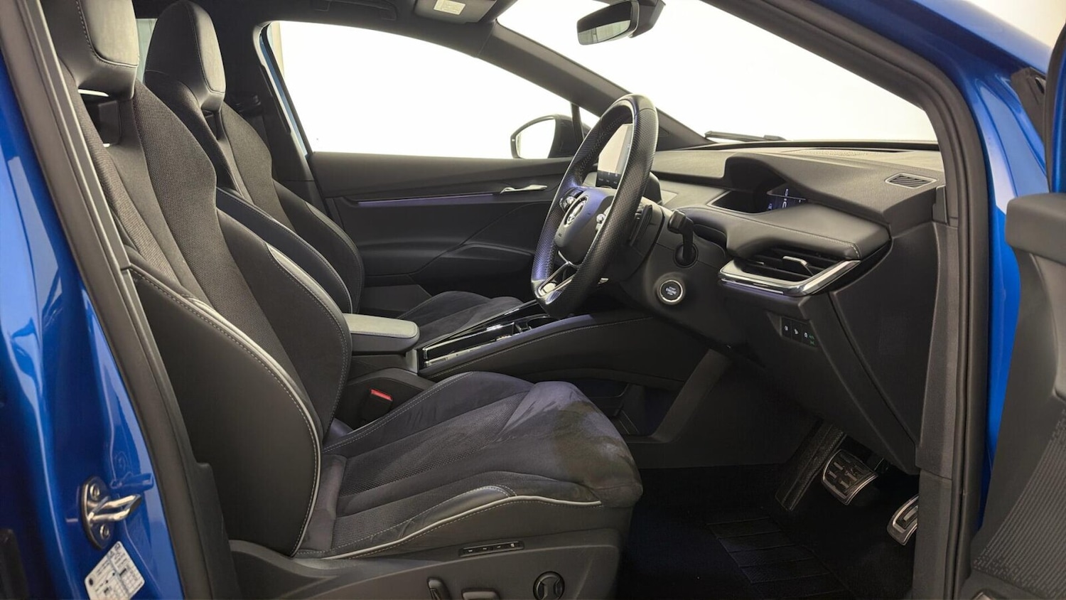 Used Skoda Enyaq 2023 for sale - 77326330: Photo 16