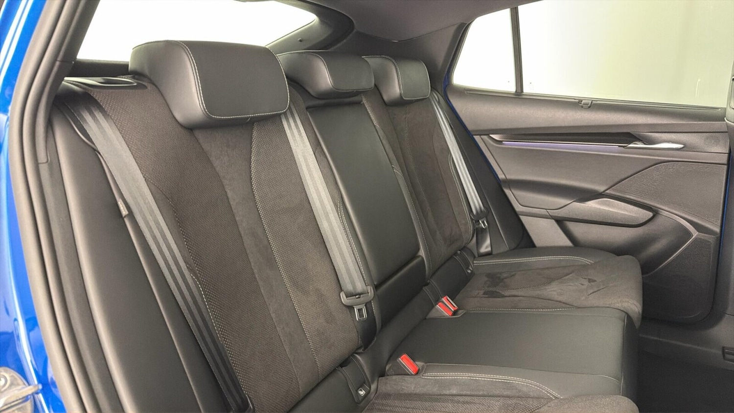 Used Skoda Enyaq 2023 for sale - 77326330: Photo 31