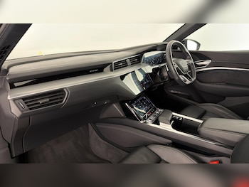 Used Audi e-tron 2022 for sale - 78990361: Photo