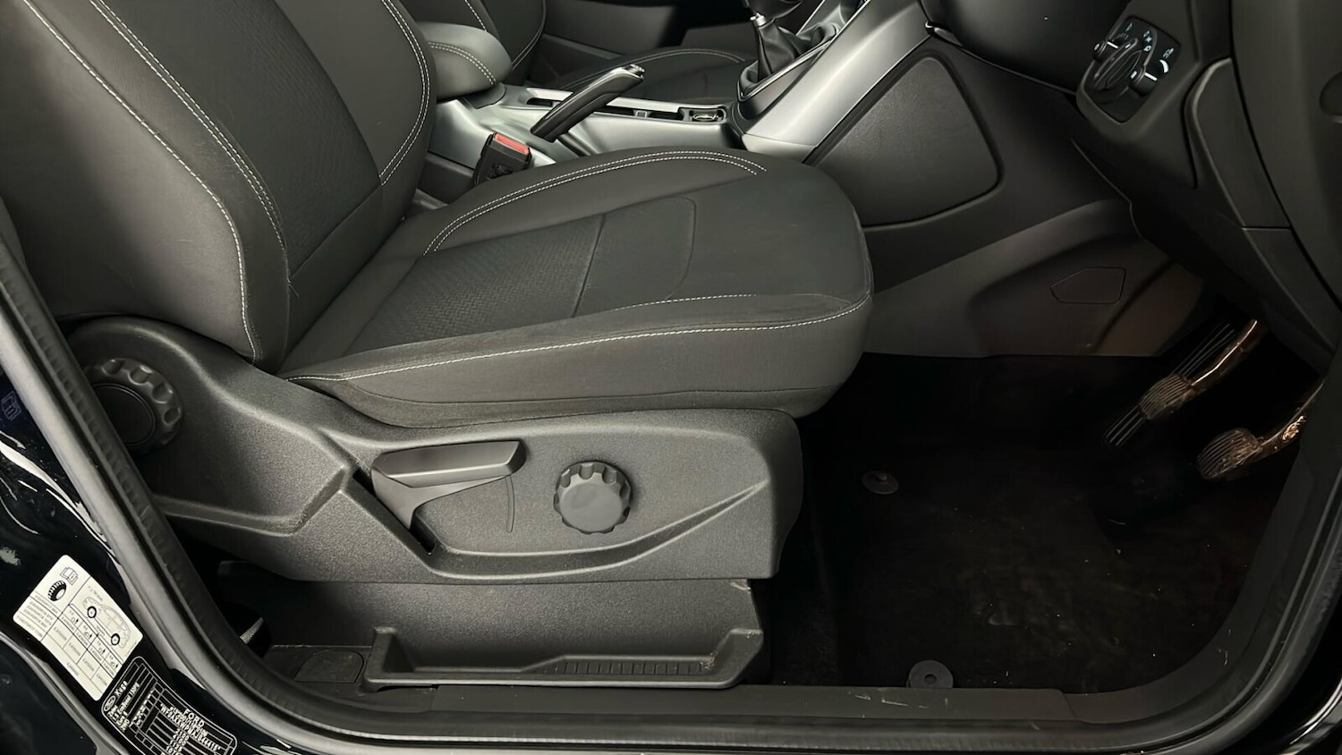 Used Ford Kuga 2018 for sale - 76410595: Photo 31