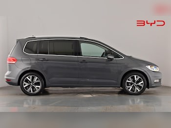 Used Volkswagen Touran 2021 for sale - 78977938: Photo