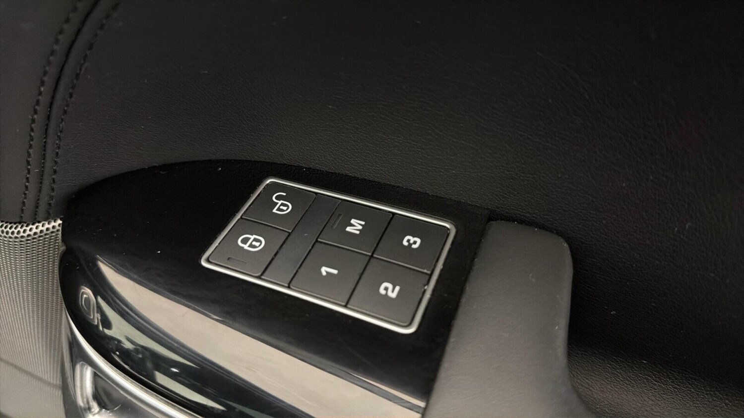 Used Land Rover Range Rover Sport 2017 for sale - 77959873: Photo 36