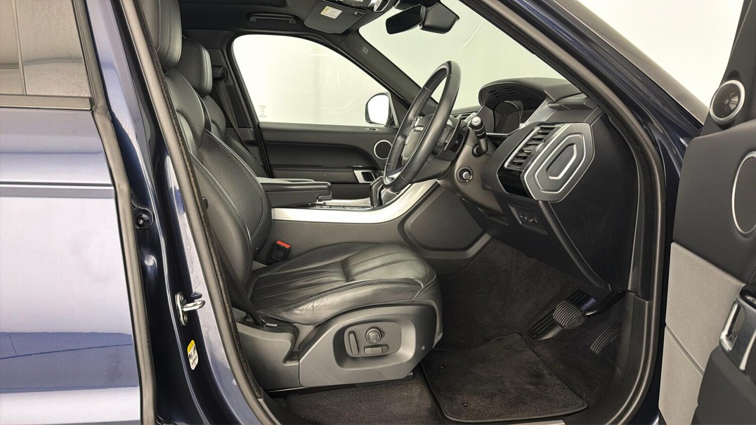 Used Land Rover Range Rover Sport 2017 for sale - 77959873: Photo 8